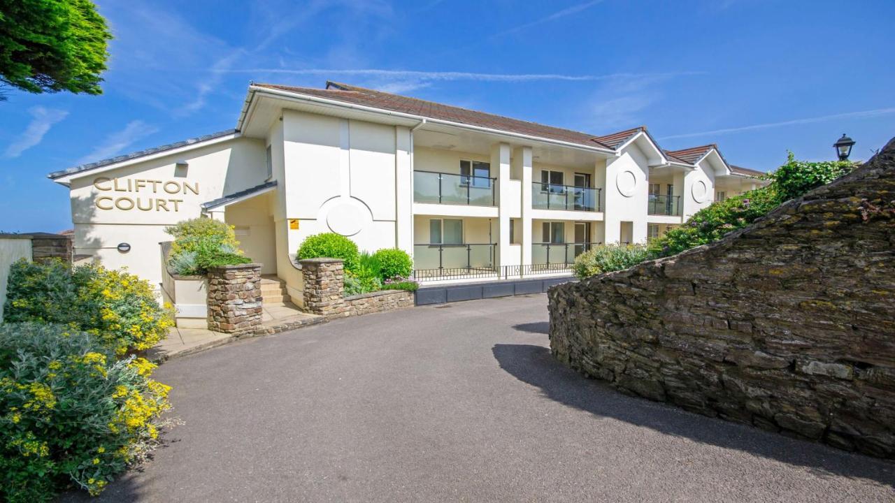 Clifton Court Apt 23 With Seaviews & Heated Pool Appartement Croyde Buitenkant foto